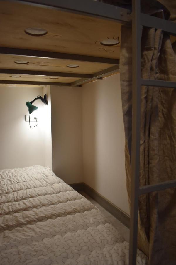 Sleep Studio Hostel Yerevan Exterior foto