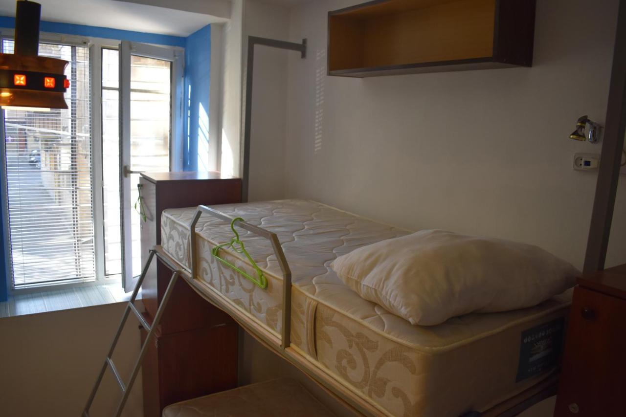 Sleep Studio Hostel Yerevan Exterior foto